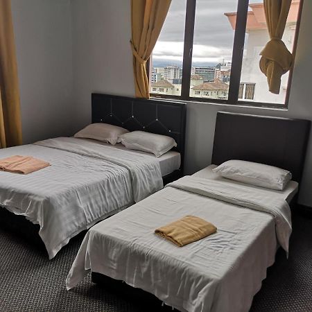 Homestay Marina Court Kota Kinabalu Bagian luar foto