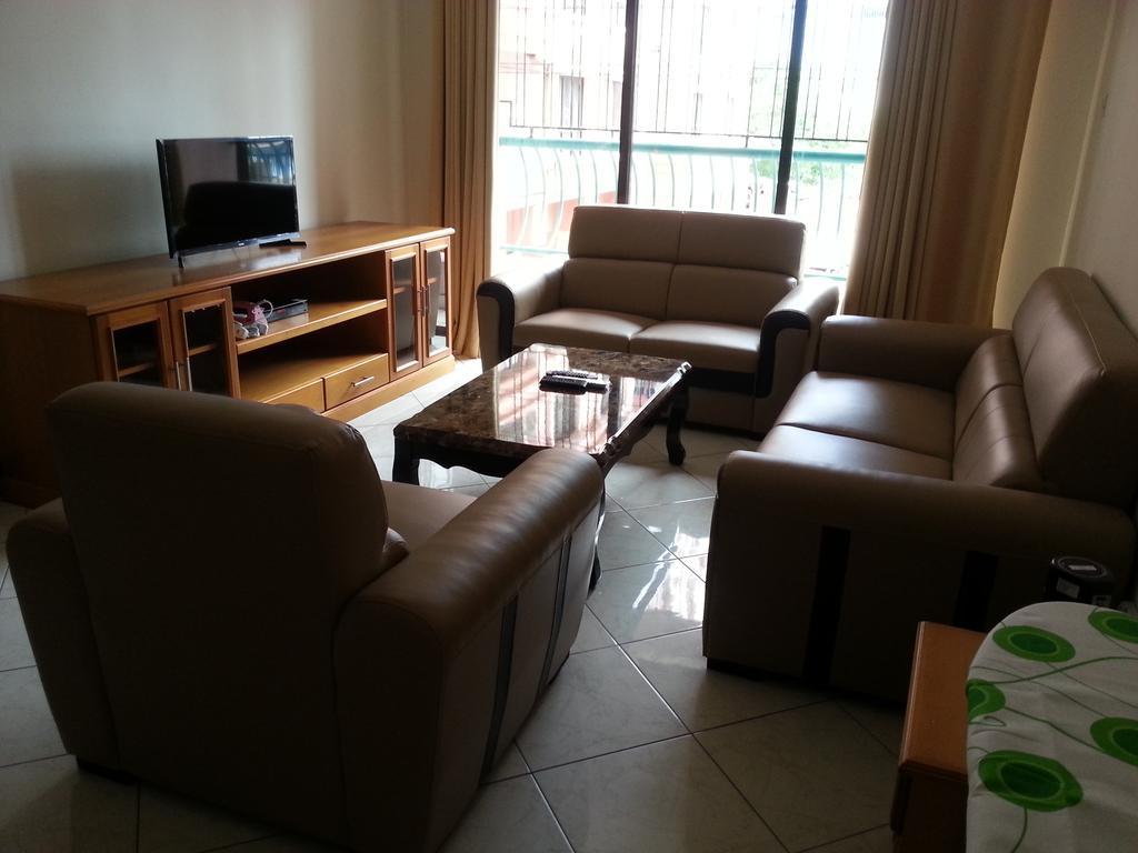 Homestay Marina Court Kota Kinabalu Bagian luar foto